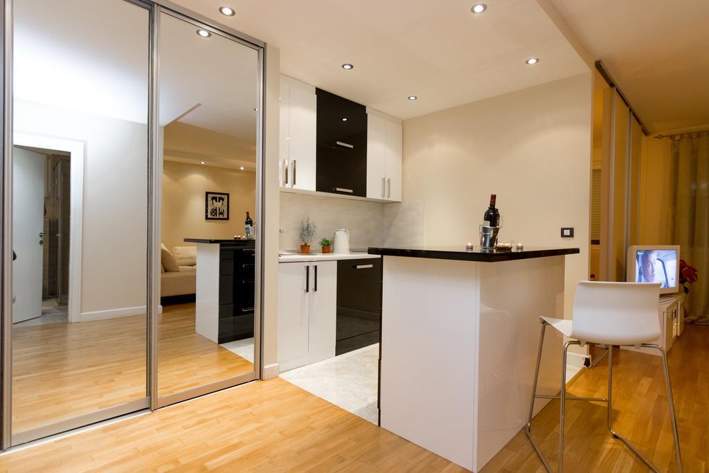 Slavija Square Apartments Belgrade Room photo